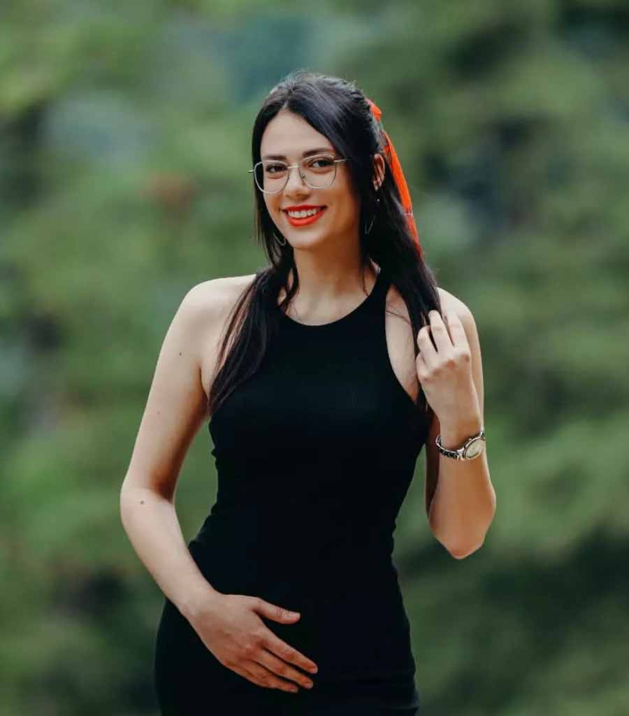 Arianna Z.