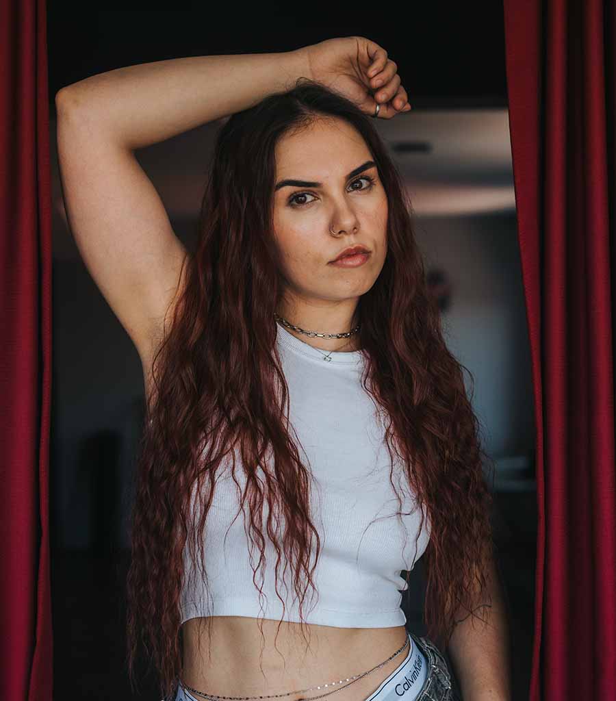 Sara T.